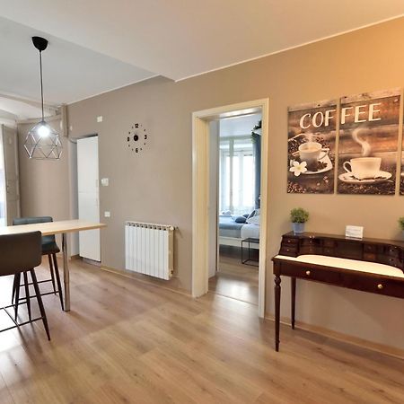 Appartement La Casa Di Carta In Piazza Stesicoro à Catane Extérieur photo